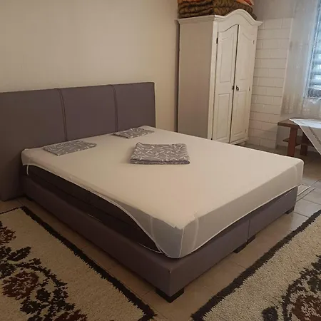 Quarto em Acomodações Particulares Rooms-zejnep *