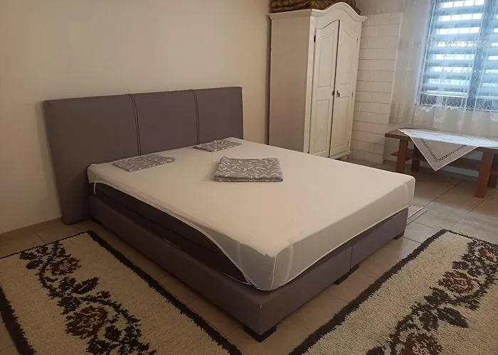 Homestay szállás Rooms-zejnep *