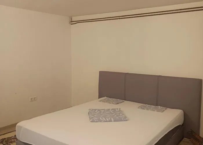 Rooms-zejnep Quarto em Acomodações Particulares